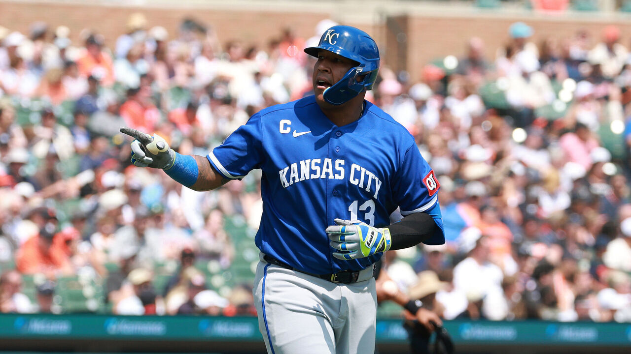 DETROIT, MICHIGAN - JULY 25: Salvador Perez #13 of the Kansas City Royals hits a solo home run in the seventh inning against the Detroit Tigers at Comerica Park on July 25, 2026 in Detroit, Michigan.