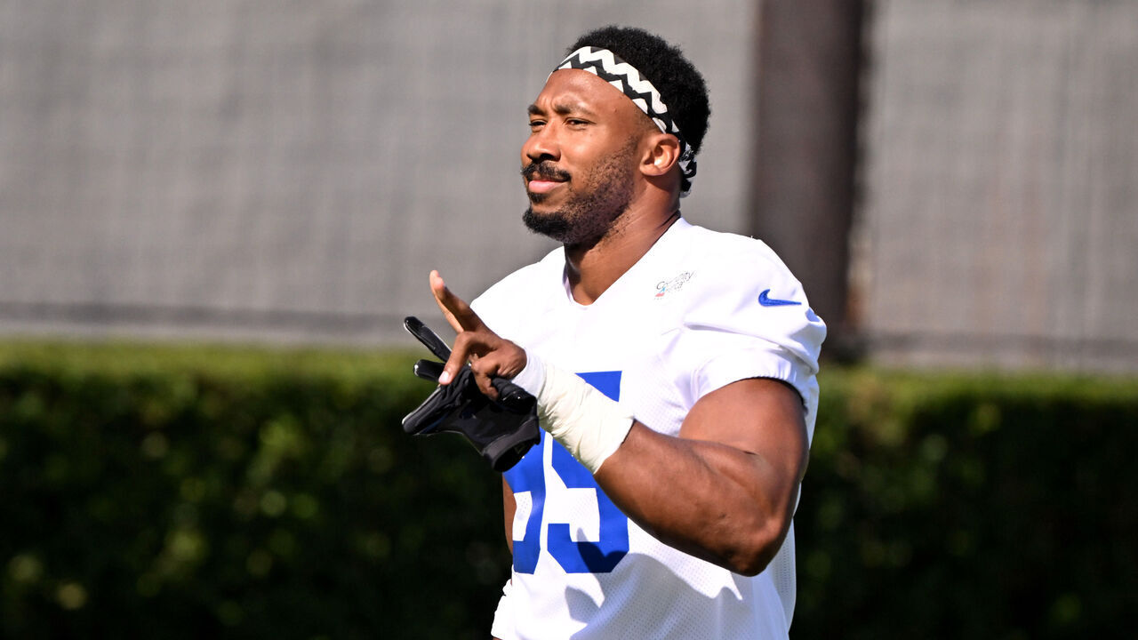 Westchester, - July 26: Defensive End Myles Garrett #95 of the Los Angeles Rams during the first day of the Los Angeles Rams Rams training camp on the campus of Loyola Marymount University in Westchester on Sunday, July 26, 2026.
