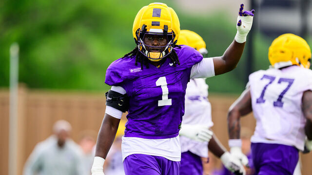 BATON ROUGE, LOUISIANA - APRIL 9: Princewill Umanmielen #1 of the LSU Tigers celebrating during spring practice at the LSU Football Operations Center on April 9, 2026 in Baton Rouge, Louisiana. (Photo by Gus Stark/University Images via Getty Images}