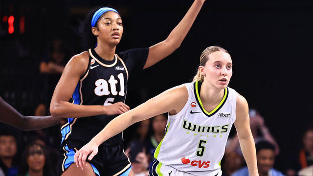 ATLANTA, GA - MAY 22: Paige Bueckers #5 of the Dallas Wings plays defense on Angel Reese #5 of the Atlanta Dream on May 22, 2026 at Gateway Center Arena at College Park in Atlanta, Georgia. Mandatory Copyright Notice: Copyright 2026 NBAE