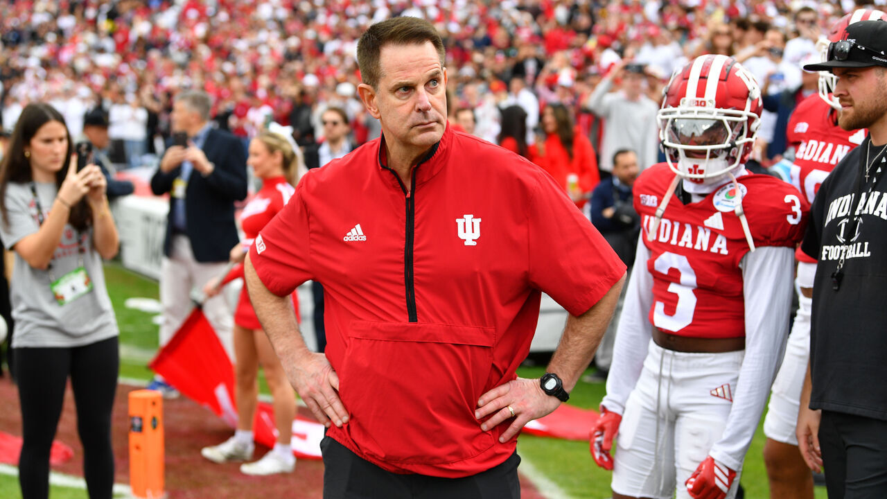 PASADENA, CA - JANUARY 01: Head Coach Curt Cignetti of the Indiana Hoosiers before the Alabama Crimson Tide versus the Indiana Hoosiers College Football Playoff Quarterfinal at the Rose Bowl Presented by Prudential on January 1, 2026, at the Rose Bowl Stadium in Pasadena, CA.