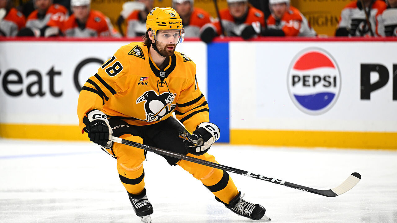 PITTSBURGH, PA - APRIL 27: Tommy Novak #18 of the Pittsburgh Penguins skates against the Philadelphia Flyers In Game Five of the First Round of the 2026 Stanley Cup Playoffs at PPG PAINTS Arena on April 27, 2026 in Pittsburgh, Pennsylvania.