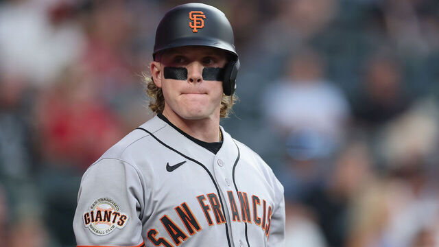 PHOENIX, ARIZONA - MAY 19: Harrison Bader #9 of the San Francisco Giants on deck during the MLB game at Chase Field on May 19, 2026 in Phoenix, Arizona. The Diamondbacks defeated the Giants 5-3.
