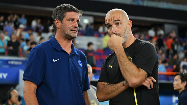 HONG KONG, CHINA - AUGUST 01: Head Coach Cristian Chivu of FC Internazionale and Head Coach Enzo Maresca of Manchester City FC at the end of the Pre Season friendly match between Manchester City FC and FC Internazionale at Kai Tak Sports Park on August 01, 2026 in Hong Kong, China.