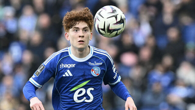 Strasbourg's Argentine defender #32 Valentin Barco looks at the ball during the French L1 football match between RC Strasbourg Alsace and Paris FC at the Stade de la Meinau in Strasbourg, eastern France on March 15, 2026.