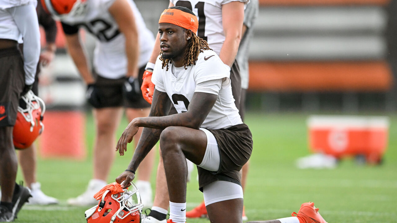 BEREA, OHIO - JUNE 11: Jerry Jeudy #3 of the Cleveland Browns looks on during the Cleveland Browns Mandatory Minicamp at CrossCountry Mortgage Campus on June 11, 2026 in Berea, Ohio.