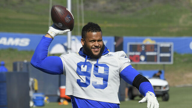 THOUSAND OAKS, CALIFORNIA - FEBRUARY 11: Aaron Donald #99 of the Los Angeles Rams during practice in preparation for Super Bowl LVI at California Lutheran University on February 11, 2022 in Thousand Oaks, California. The Rams will play against the Cincinnati Bengals in Super Bowl LVI on February 13.