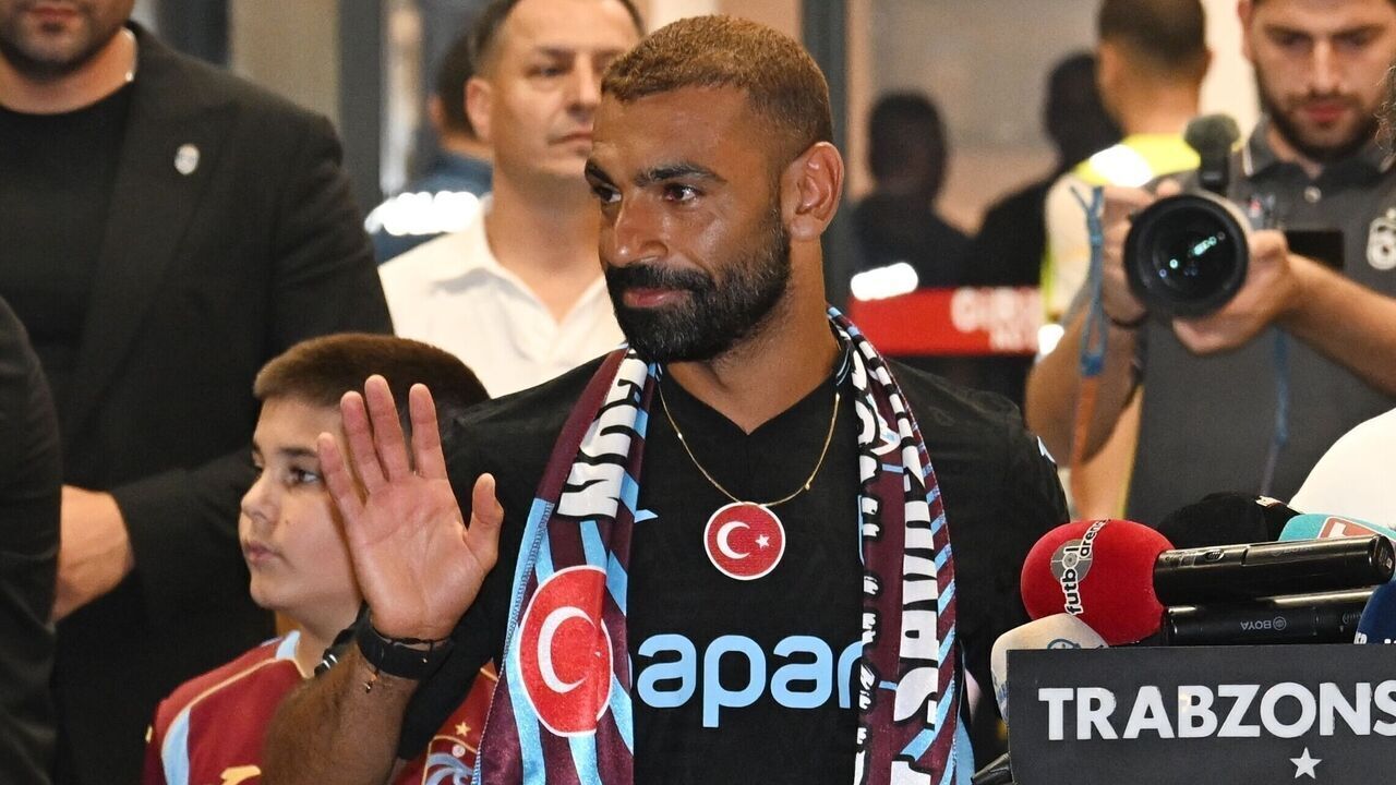 TRABZON, TURKIYE - AUGUST 05: Newly signed Egyptian football star Mohamed Salah speaks to members of the press upon his arrival at Trabzon Airport after Trabzonspor initiated transfer negotiations with the player, in Trabzon, Turkiye, on August 05, 2026.