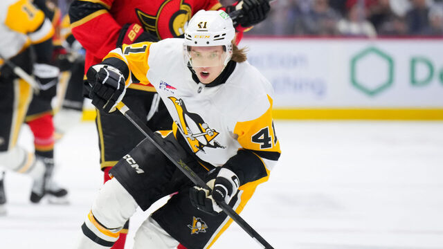 OTTAWA, CANADA - MARCH 26: Ville Koivunen #41 of the Pittsburgh Penguins skates against the Ottawa Senators in the third period at Canadian Tire Centre on March 26, 2026 in Ottawa, Ontario, Canada.