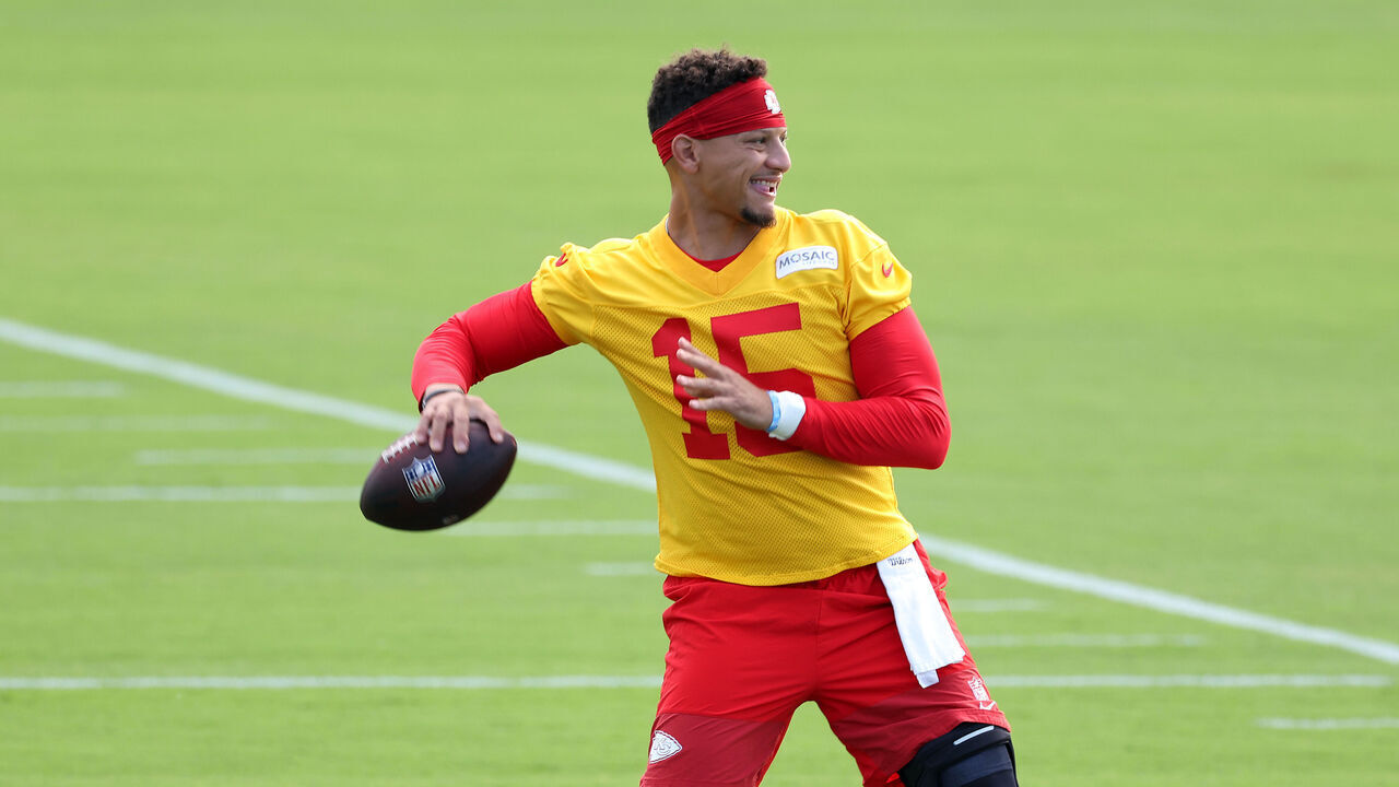 ST JOSEPH, MISSOURI - JULY 26: Quarterback Patrick Mahomes #15 participates during Kansas City Chiefs Training Camp at Missouri Western State University on July 25, 2026 in St Joseph, Missouri.