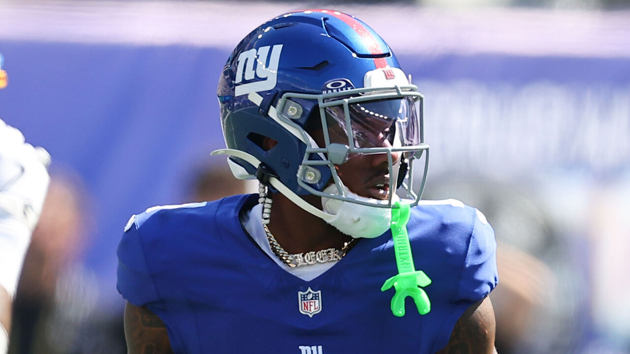 EAST RUTHERFORD, NJ - SEPTEMBER 28: Malik Nabers #1 of the New York Giants during the game against the Los Angeles Chargers on September 28, 2025 at MetLife Stadium in East Rutherford, New Jersey.