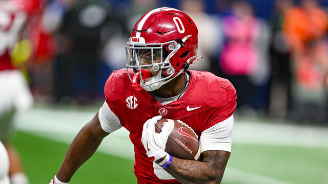 ATLANTA, GA - DECEMBER 06: Alabama running back Ak Dear (0) runs the ball during the SEC Championship college football game between the Alabama Crimson Tide and the Georgia Bulldogs on December 6th, 2025 at Mercedes-Benz Stadium in Atlanta, GA.