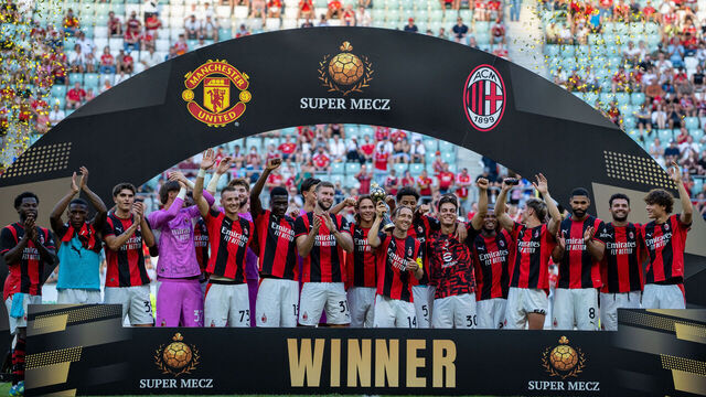 WROCLAW, POLAND - AUGUST 15: AC Milan players celebrate their victory following a Pre-Season Friendly match between AC Milan and Manchester United at Tarczynski Arena on August 15, 2026 in Wroclaw, Poland.