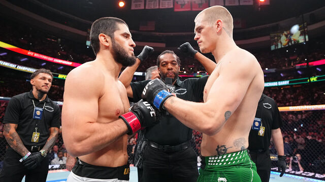 PHILADELPHIA, PENNSYLVANIA - AUGUST 15: (L-R) Opponents Islam Makhachev of Russia and Ian Machado Garry of Ireland face off prior to the UFC welterweight championship fight during the UFC 330 event at Xfinity Mobile Arena on August 15, 2026 in Philadelphia, Pennsylvania.