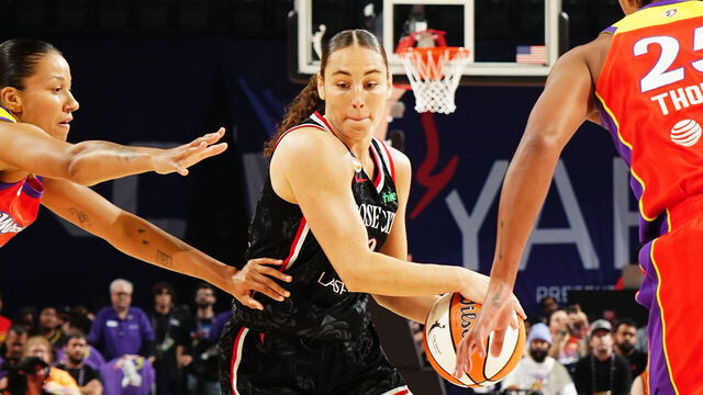 PHOENIX, AZ - AUGUST 16: Carla Leite #0 of the Portland Fire dribbles the ball during the game against the Phoenix Mercury on August 16, 2026 at Mortgage Matchup Center in Phoenix, Arizona. Mandatory Copyright Notice: Copyright 2026 NBAE