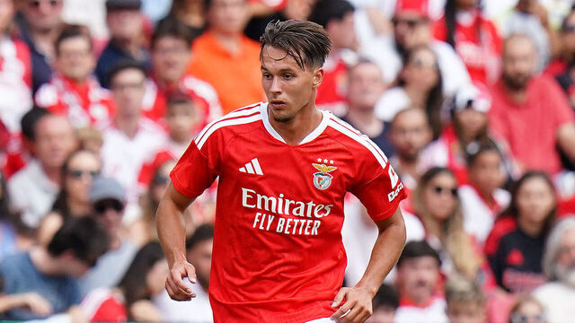 LISBON, PORTUGAL - JULY 24: Amar Dedic of SL Benfica in action during the Pre-Season Friendly match between SL Benfica and CF Os Belenenses at Estadio da Luz on July 24, 2026 in Lisbon, Portugal.