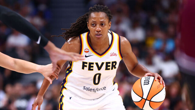 TORONTO, CANADA. - AUGUST 18: Kelsey Mitchell #0 of the Indiana Fever dribbles the ball during the game against the Toronto Tempo on August 18, 2026 at Scotiabank Arena in Toronto, Canada. Mandatory Copyright Notice: Copyright 2026 NBAE