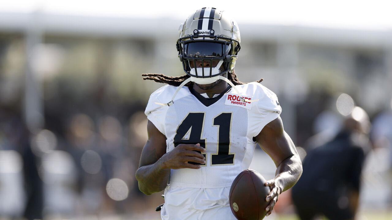 METAIRIE, LOUISIANA - AUGUST 13: Alvin Kamara #41 of the New Orleans Saints participates in drills during a joint practice at Ochsner Sports Performance Center on August 13, 2026 in Metairie, Louisiana.