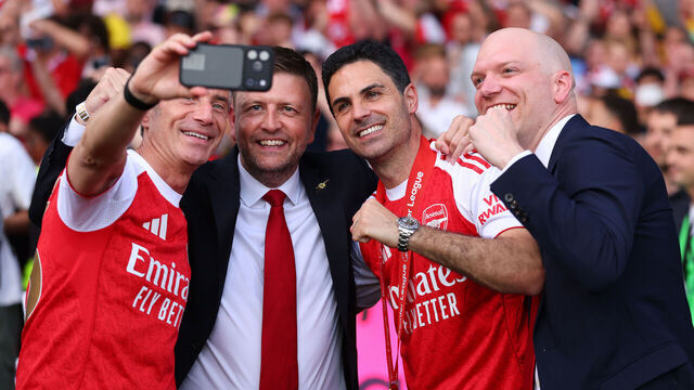 LONDON, ENGLAND - MAY 24: Mikel Arteta manager / head coach of Arsenal with Chief Executive Officer Richard Garlick and 0during the Premier League match between Crystal Palace and Arsenal at Selhurst Park on May 24, 2026 in London, England.