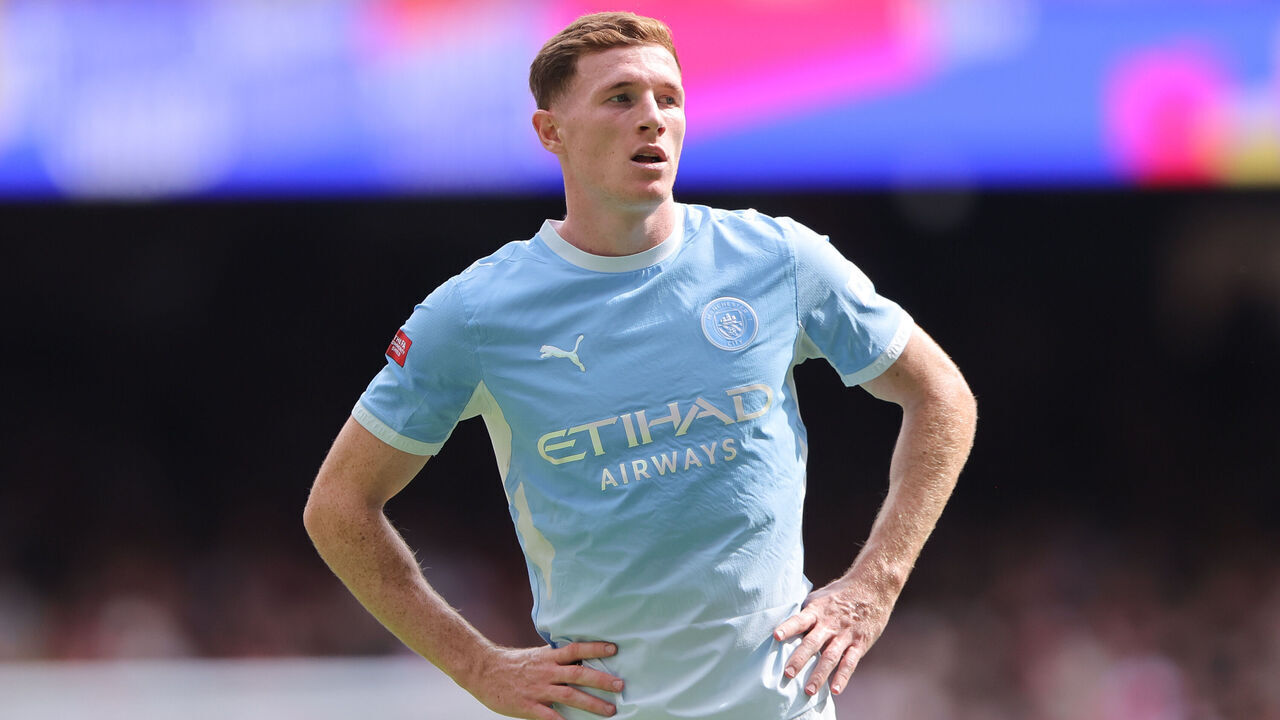CARDIFF, WALES - AUGUST 16: Elliot Anderson of Manchester City looks on during the 2026 FA Community Shield match between Arsenal and Manchester City at Principality Stadium on August 16, 2026 in Cardiff, Wales.