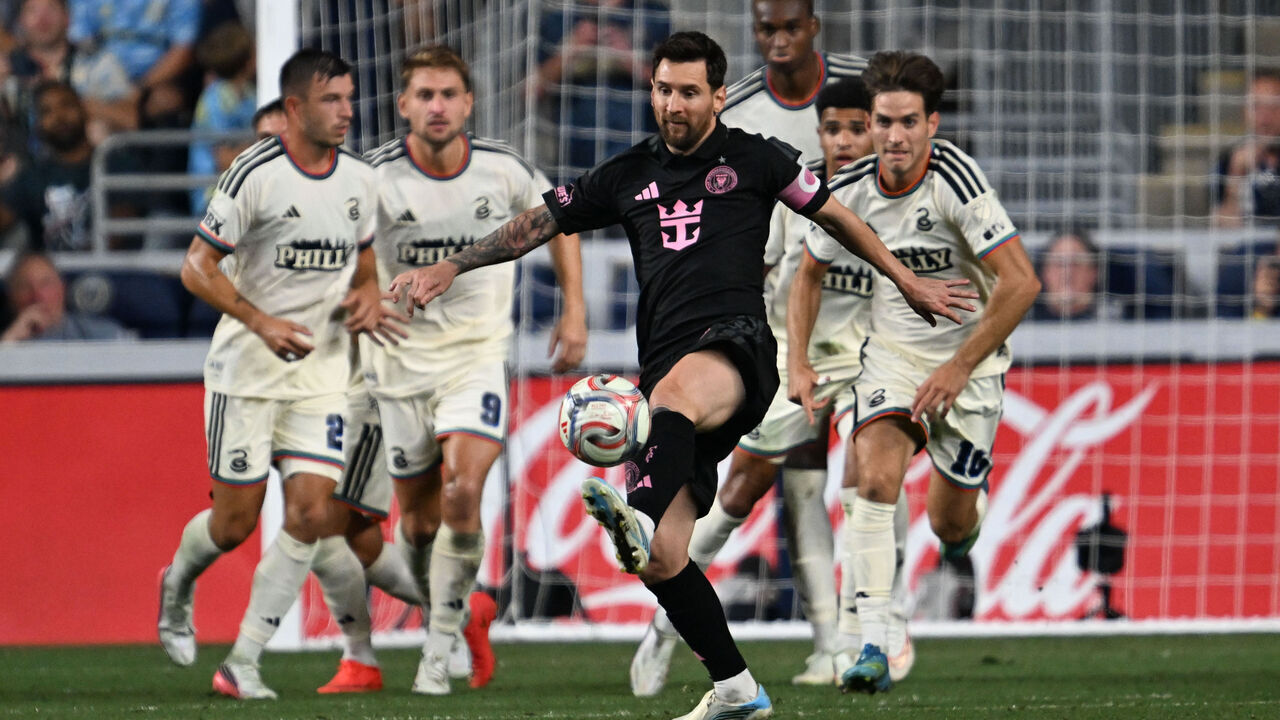 CHESTER, PA - AUGUST 19: Inter Miami CF offense Leo Messi #10 settles the ball in front of the wall of Union players during the game between the Philadelphia Union and Inter Miami CF on August 19th, 2026 at Subaru Park in Chester, PA.