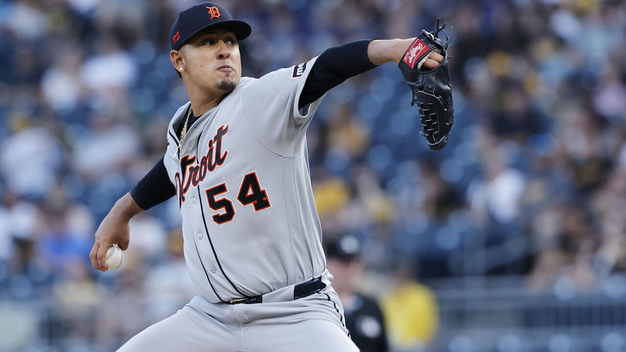 PITTSBURGH, PA - AUGUST 18: Keider Montero (54) of the Detroit Tigers delivers a pitch during the MLB game against the Pittsburgh Pirates on August 18, 2026 at PNC Park in Pittsburgh, Pennsylvania.