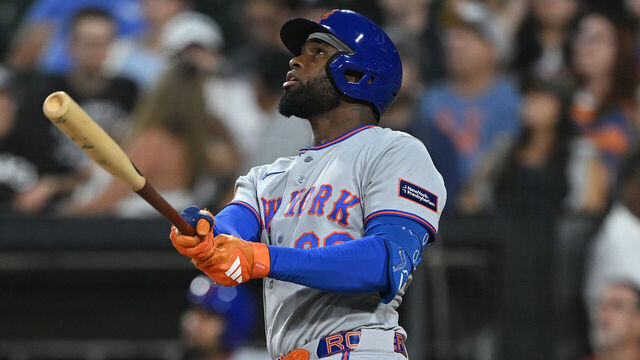 CHICAGO, ILLINOIS - AUGUST 21: Luis Robert Jr. #88 of the New York Mets hits a double against the Chicago White Sox during the fourth inning at Rate Field on August 21, 2026 in Chicago, Illinois.