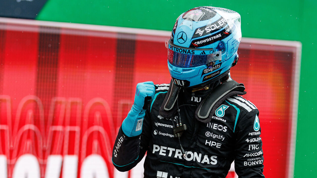 ZANDVOORT, NETHERLANDS - AUGUST 22: George Russell of Great Britain and Mercedes AMG Petronas celebrates his win during the Sprint ahead of the F1 Grand Prix of Netherlands at Circuit Zandvoort on August 22, 2026 in Zandvoort, Netherlands.