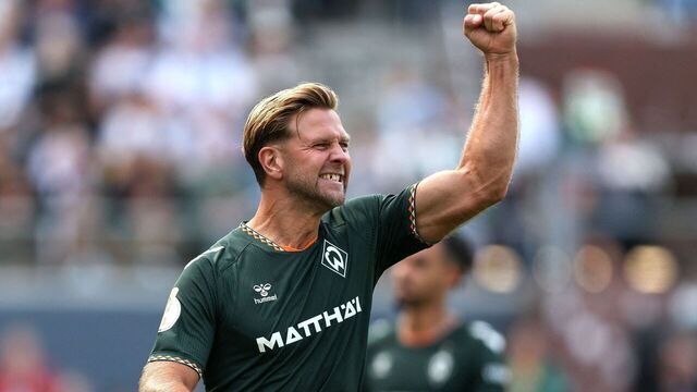 dpatop - 22 August 2026, Hamburg: Soccer, Men: DFB Cup, Lüneburger SK vs. Werder Bremen, First Round, at Millerntor Stadium: Niclas Füllkrug (Werder Bremen) celebrates his goal to make it 02. Photo: Selim Sudheimer/dpa - IMPORTANT NOTICE: In accordance with the regulations of the Bundesliga and the German Football Association (DFB), it is prohibited to use or allow the use of photographs taken in the stadium and/or during the game in the form of sequential images and/or video-like photo series.