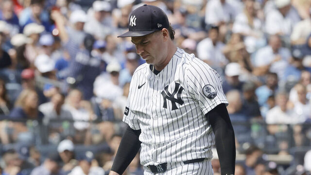 NEW YORK, NEW YORK - AUGUST 22: Ryan Weathers #40 of the New York Yankees leaves the game against the Toronto Blue Jays during the fourth inning at Yankee Stadium on August 22, 2026 in New York City.