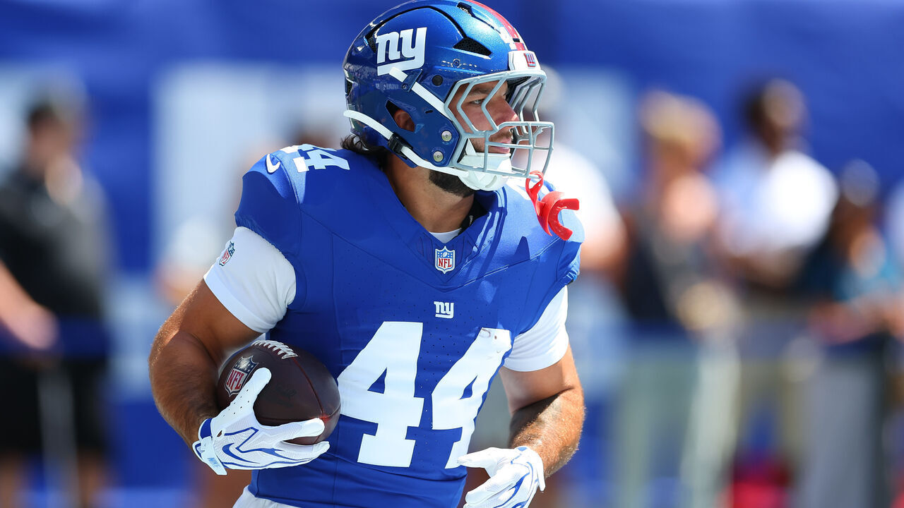 EAST RUTHERFORD, NJ - AUGUST 15: Cam Skattebo #44 of the New York Giants warms up prior to the pre-season game against the Minnesota Vikings on August 15, 2026 at MetLife Stadium in East Rutherford, New Jersey.