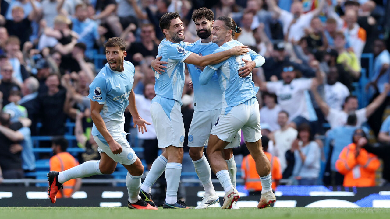 MANCHESTER, ENGLAND - AUGUST 23: Josko Gvardiol of Manchester City celebrates scoring his team’s second goal with Mateo Kovacic, Jack Grealish and Ruben Dias during the Premier League 2026/27 match between Manchester City and AFC Bournemouth at Etihad Stadium on August 23, 2026 in Manchester, England.