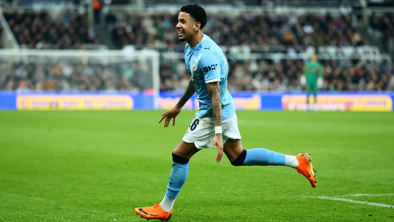 Manchester City's Brazilian midfielder #26 Savinho celebrates scoring the team's first goal during the English English FA Cup fifth round football match between Newcastle United and Manchester City at St James' Park in Newcastle-upon-Tyne, north east England on March 7, 2026. / RESTRICTED TO EDITORIAL USE. No use with unauthorized audio, video, data, fixture lists, club/league logos or 'live' services. Online in-match use limited to 120 images. An additional 40 images may be used in extra time. No video emulation. Social media in-match use limited to 120 images. An additional 40 images may be used in extra time. No use in betting publications, games or single club/league/player publications. /