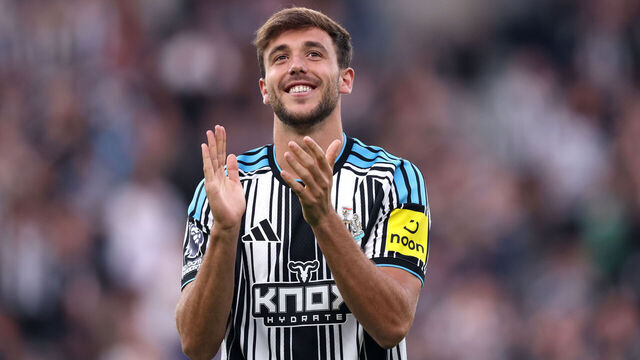 NEWCASTLE UPON TYNE, ENGLAND - AUGUST 26: Nico Gonzalez of Newcastle United is presented before the Carabao Cup Second Round match between Newcastle United and West Bromwich Albion at St James' Park on August 26, 2026 in Newcastle upon Tyne, England.