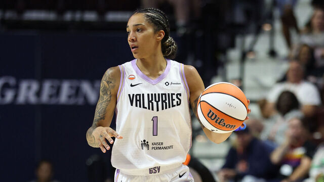 UNCASVILLE, CT - AUGUST 26: Gabby Williams #1 of the Golden State Valkyries dribbles the ball during the game against the Connecticut Sun on August 26, 2026 at the Mohegan Sun Arena in Uncasville, Connecticut. Mandatory Copyright Notice: Copyright 2026 NBAE