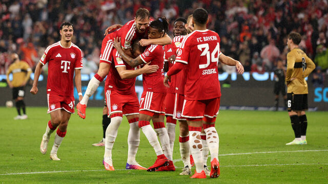 MUNICH, GERMANY - AUGUST 28: Michael Olise of Bayern Munich celebrates with teammates after scoring a goal which is later disallowed during the Bundesliga 2026/27 match between FC Bayern München and VfB Stuttgart at Allianz Arena on August 28, 2026 in Munich, Germany.