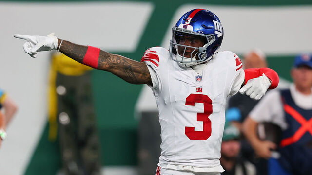EAST RUTHERFORD, NJ - AUGUST 28: Odell Beckham Jr. #3 of the New York Giants reacts after making a catch during the NFL Pre-season game against the New York Jets on August 28, 2026 at MetLife Stadium in East Rutherford, New Jersey.