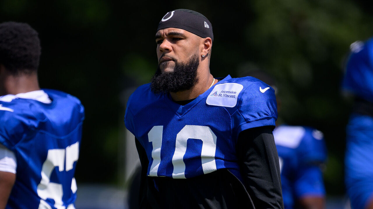 WESTFIELD, IN - AUGUST 20: Indianapolis Colts wide receiver Keenan Allen (10) runs through a drill during the Indianapolis Colts and Atlanta Falcons joint training camp practice on August 20, 2026 at the Grand Park Sports Campus in Westfield, IN.