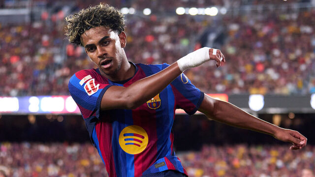 BARCELONA, SPAIN - AUGUST 27: Lamine Yamal of FC Barcelona reacts during the LaLiga EA Sports 2026/27 match between FC Barcelona and Athletic Club at Spotify Camp Nou on August 27, 2026 in Barcelona, Spain.