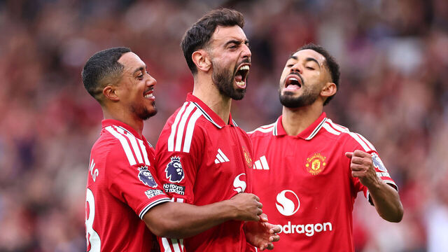 MANCHESTER, ENGLAND - AUGUST 30: Bruno Fernandes of Manchester United celebrates after scoring a penalty to make it 3-1 during the Premier League 2026/27 match between Manchester United and Ipswich Town at Old Trafford on August 30, 2026 in Manchester, United Kingdom.