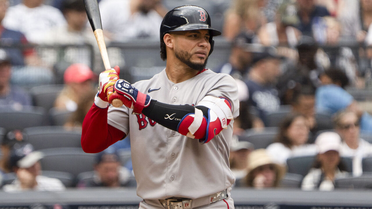NEW YORK, NY - AUGUST 30: Willson Contreras #40 of the Boston Red Sox bats during the game between the Boston Red Sox and the New York Yankees at Yankee Stadium on Sunday, August 30, 2026 in New York, New York.