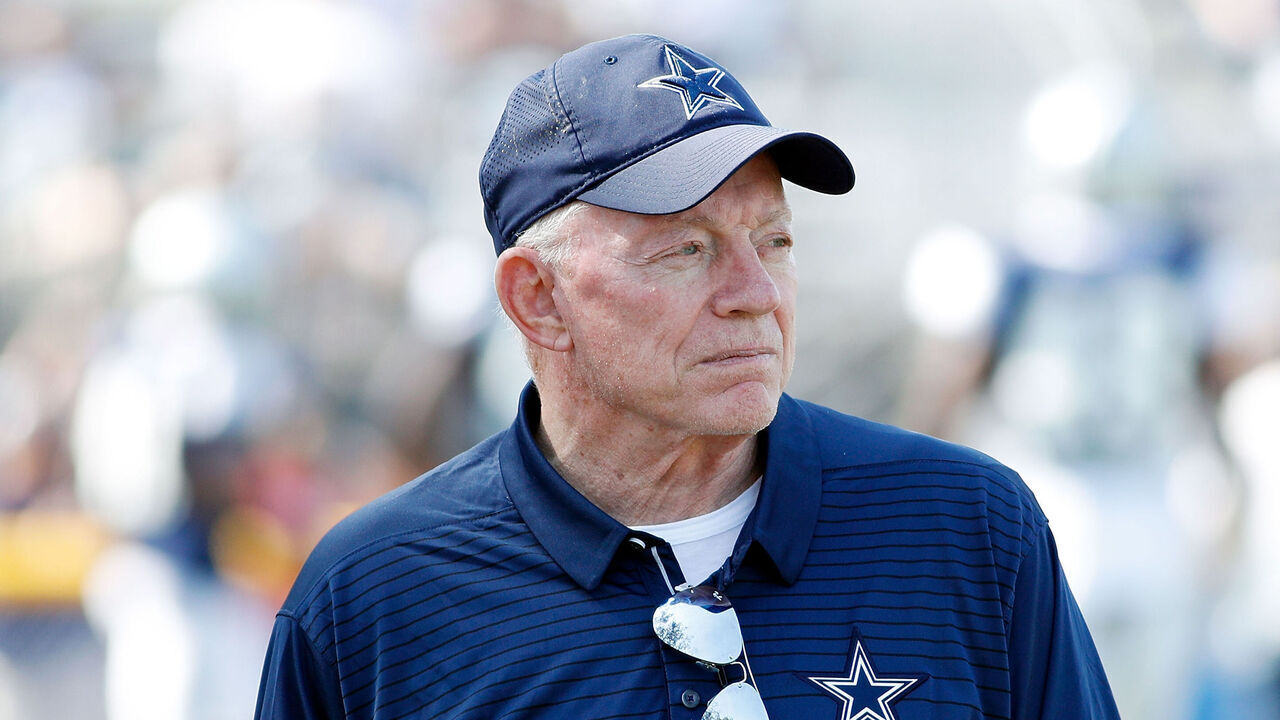 OXNARD, CA - AUGUST 04: Dallas Cowboys owner Jerry Jones is seen during training camp at River Ridge Playing Fields on August 4, 2018 in Oxnard, California.