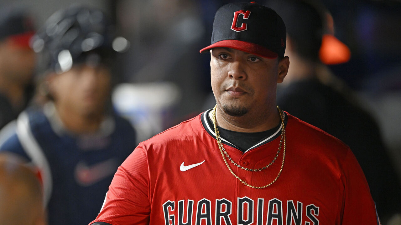 CLEVELAND, OHIO - AUGUST 13, 2025: Carlos Hernández #40 of the Cleveland Guardians celebrates with teammates during the eighth inning against the Miami Marlins at Progressive Field on August 13, 2025 in Cleveland, Ohio.