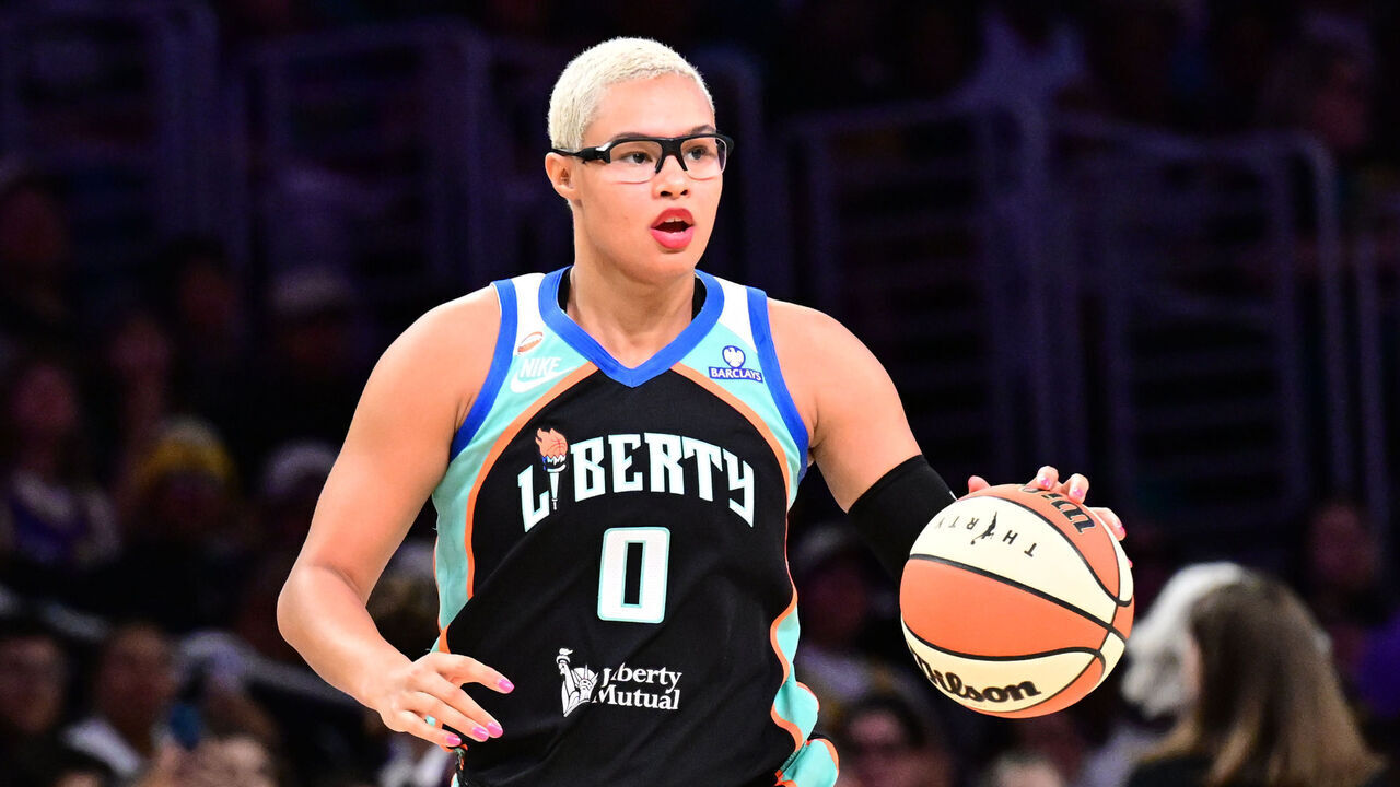 LOS ANGELES, CA - JUNE 21: Satou Sabally #0 of the New York Liberty dribbles the ball during the game against the Los Angeles Sparks on June 21, 2026 at Crypto.com Arena in Los Angeles, California. NOTE TO USER: User expressly acknowledges and agrees that, by downloading and/or using this Photograph, user is consenting to the terms and conditions of the Getty Images License Agreement. Mandatory Copyright Notice: Copyright 2026 NBAE