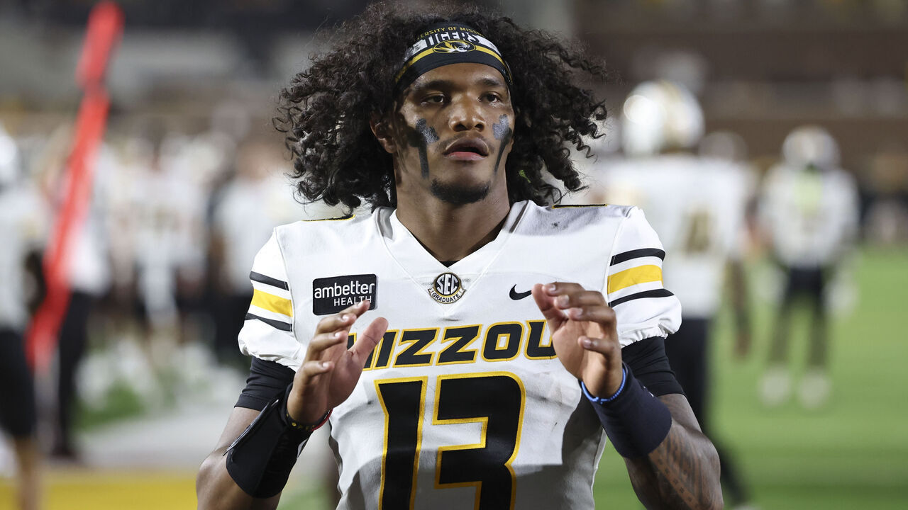 COLUMBIA, MO - SEPTEMBER 03: Austin Simmons #13 of the Missouri Tigers during a college football game between the Arkansas-Pine Bluff Golden Lions and Missouri Tigers on Sep 3, 2026 at Memorial Stadium in Columbia, MO.