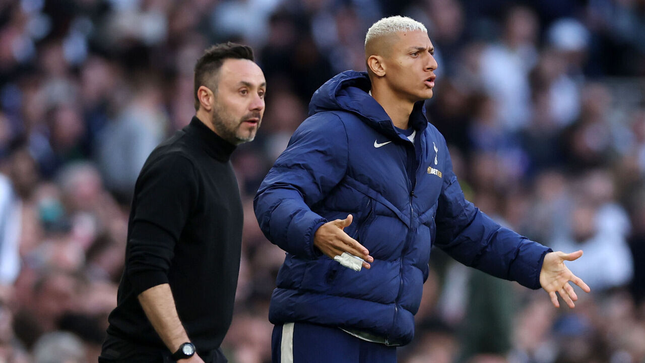 LONDON, ENGLAND - APRIL 18: Roberto De Zerbi, Manager of Tottenham Hotspur and Richarlison react after their side concedes a goal during the Premier League match between Tottenham Hotspur and Brighton & Hove Albion at Tottenham Hotspur Stadium on April 18, 2026 in London, England.