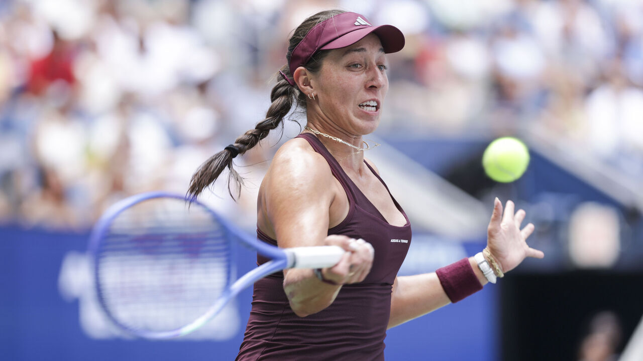 NEW YORK, NEW YORK - SEPTEMBER 04: Jessica Pegula in action against Leylah Fernandez during a Women's Singles match on Day Six of the 2026 US Open at USTA Billie Jean King National Tennis Center on Friday, September 4, 2026 in Flushing, NY.
