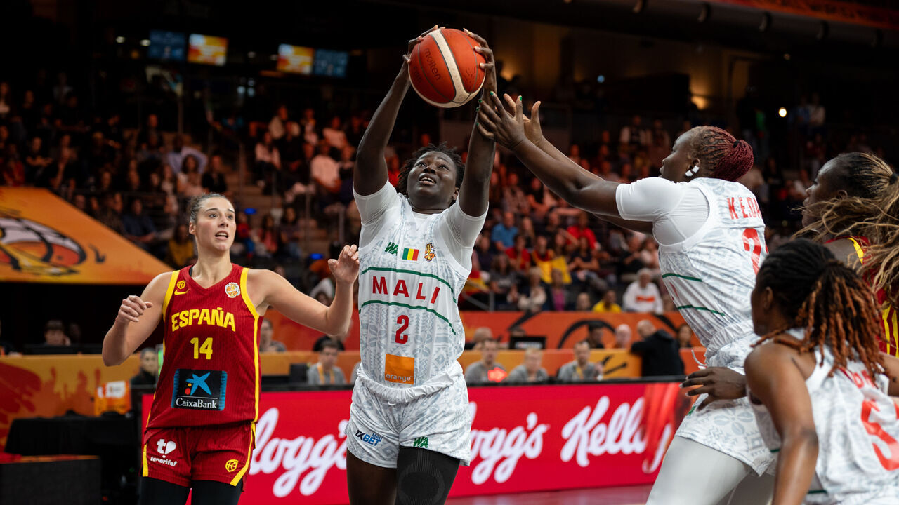 Aminata Sangare plays during the FIBA Women's Basketball World Cup 2026 match between Mali and Spain in Berlin, Germany, on September 5, 2026.