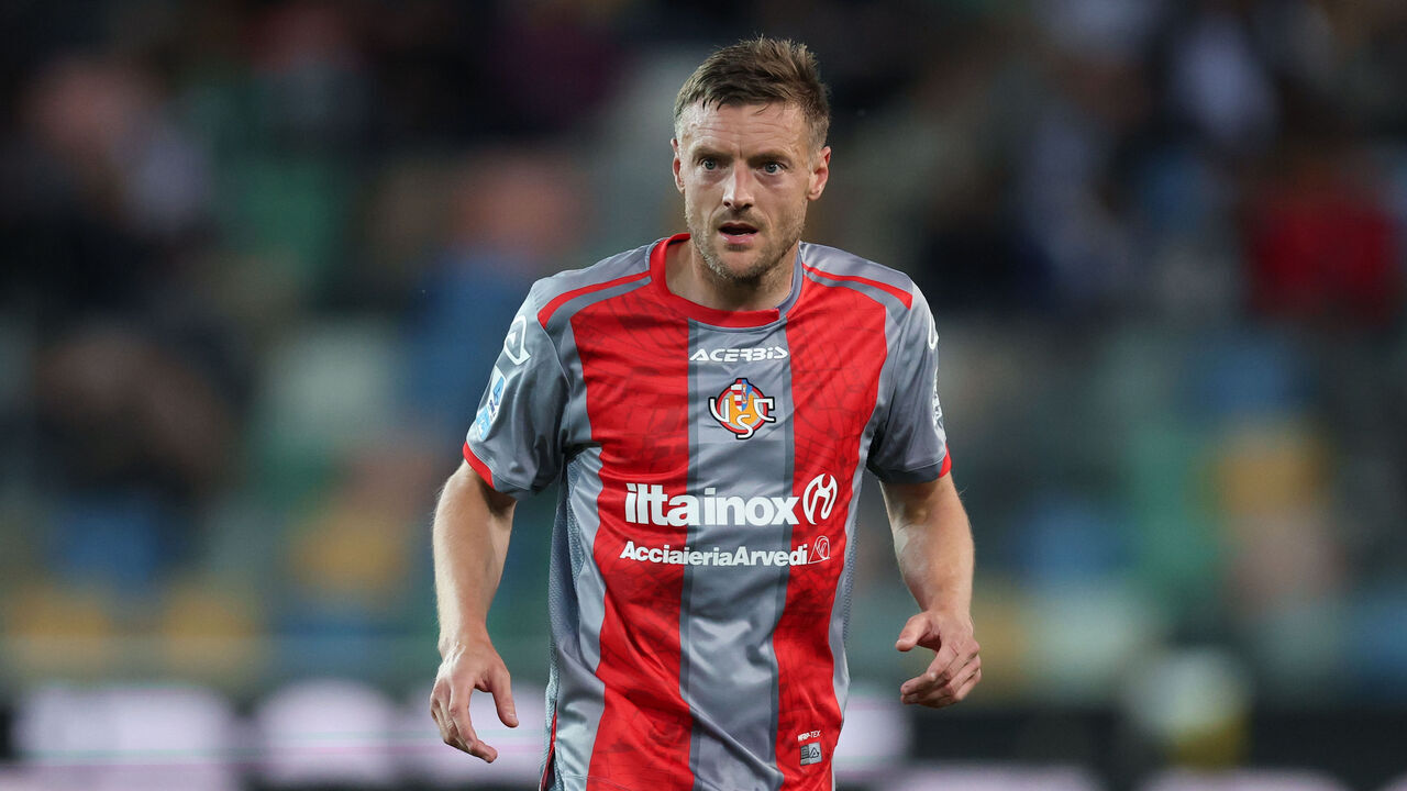 UDINE, ITALY - MAY 17: Jamie Vardy of Cremonese looks on during the Serie A match between Udinese Calcio and US Cremonese at Stadio Friuli on May 17, 2026 in Udine, Italy.