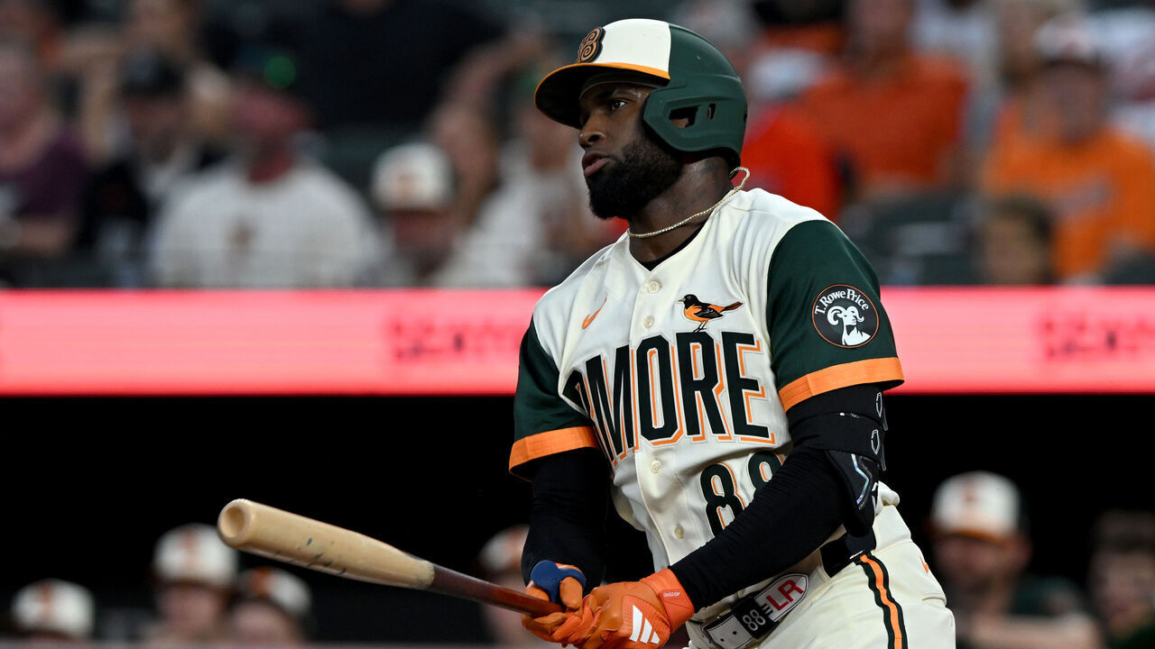 BALTIMORE, MARYLAND - SEPTEMBER 04: Luis Robert Jr. #88 of the Baltimore Orioles bats against the Boston Red Sox at Oriole Park at Camden Yards on September 04, 2026 in Baltimore, Maryland.